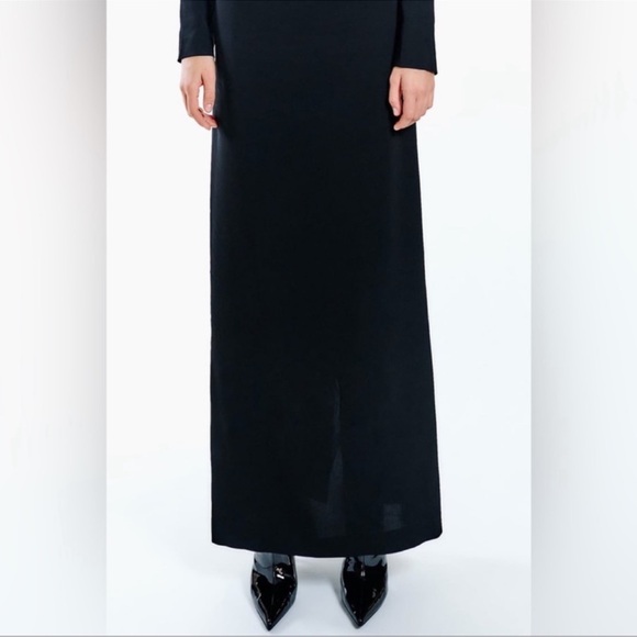 ZARA OPEN BACK DRESS | LIMITED EDITION - Picture 7 of 8